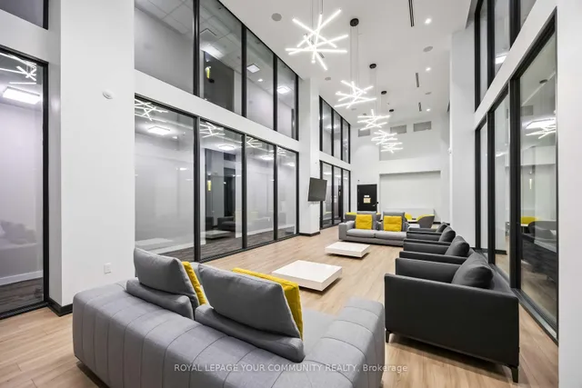 Additional image 30 of 158 Front St Unit 320