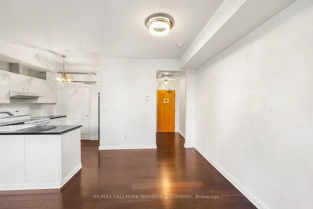 Additional image 12 of 500 Richmond St Unit 331