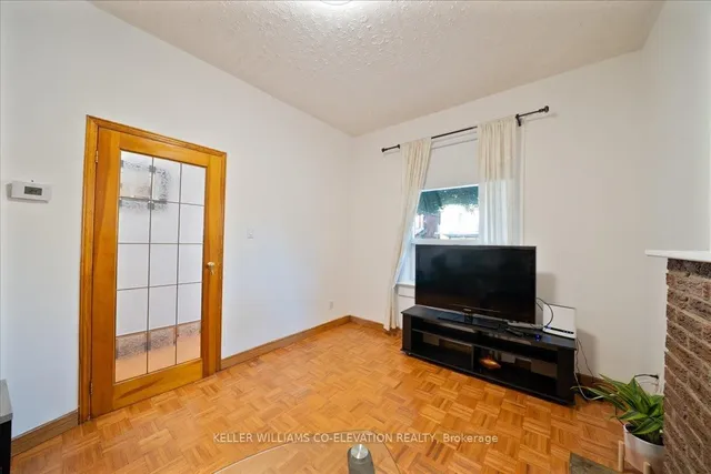 Additional image 5 of 85 Emerson Ave