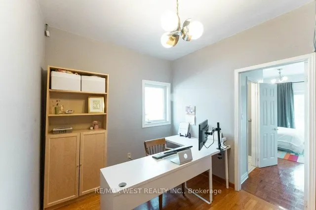 Additional image 17 of 23 clinton St