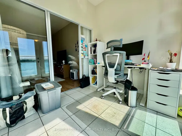 Additional image 12 of 600 Queens Quay Unit 611