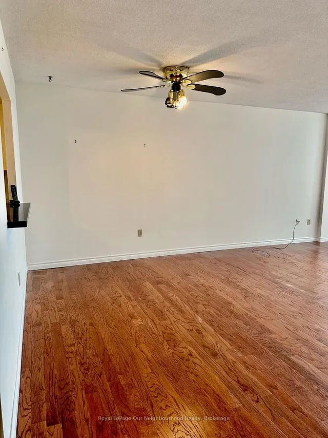 Additional image 9 of 20 Dean Park Rd Unit 611