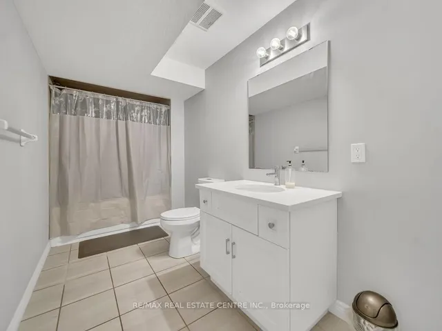Additional image 42 of 640 Florencedale Cres
