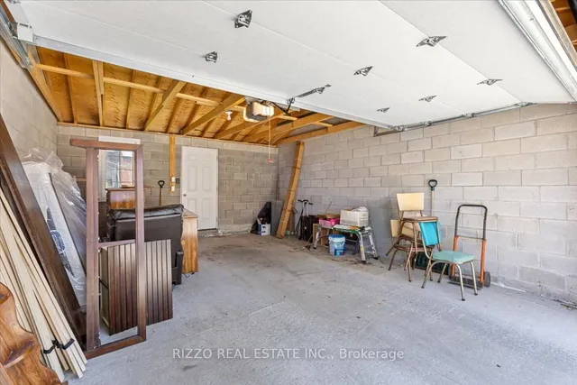 Additional image 31 of 196 Claremont St