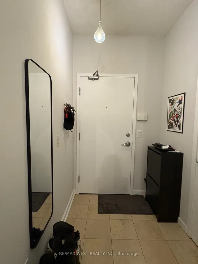 Additional image 3 of 218 Queens Quay Unit 2204