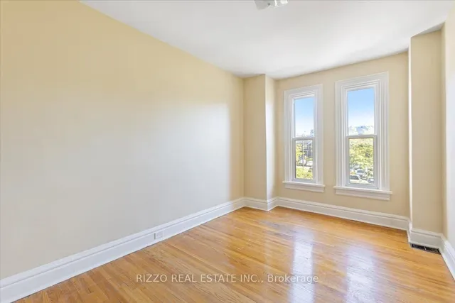 Additional image 8 of 196 Claremont St