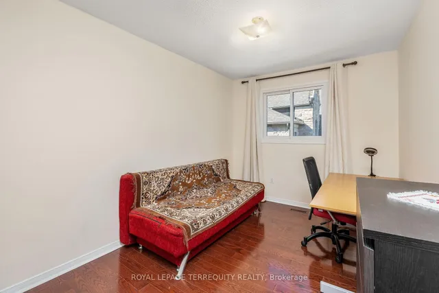 Additional image 19 of 526 Renforth Dr