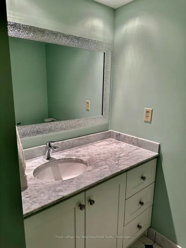 Additional image 21 of 20 Dean Park Rd Unit 611