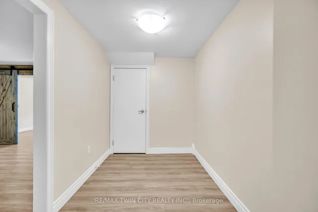 Additional image 30 of 34 Georgian Cres