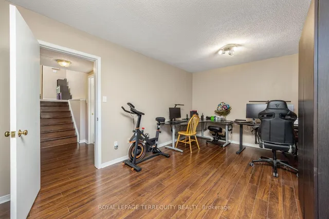 Additional image 25 of 526 Renforth Dr