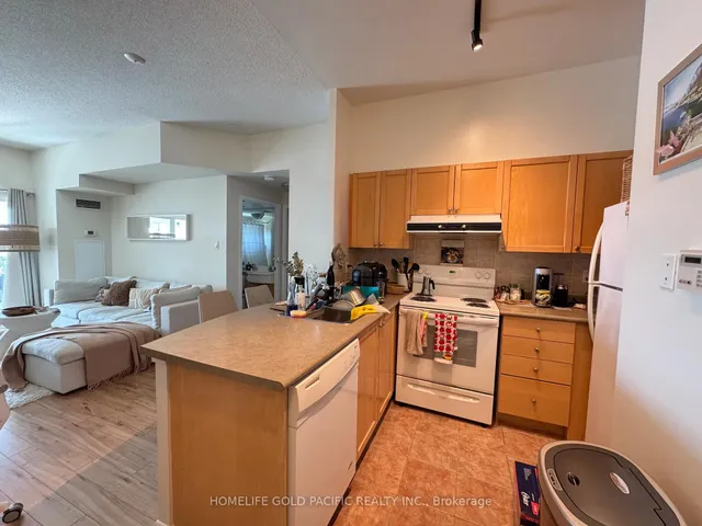 Additional image 20 of 600 Queens Quay Unit 611