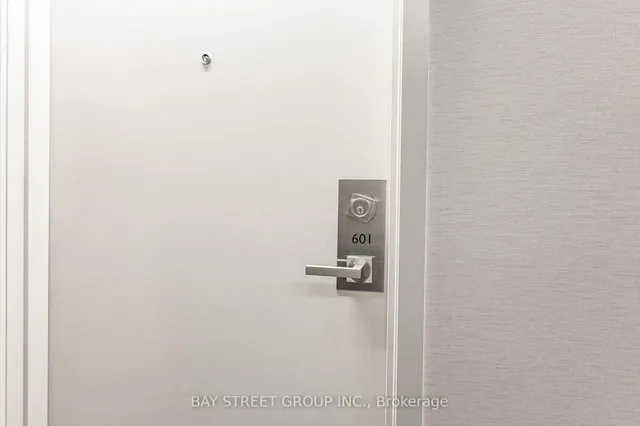 Additional image 10 of 101 Peter St Unit 601