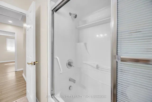 Additional image 20 of 34 Georgian Cres