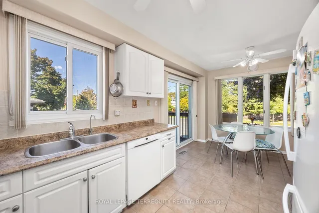 Additional image 10 of 526 Renforth Dr