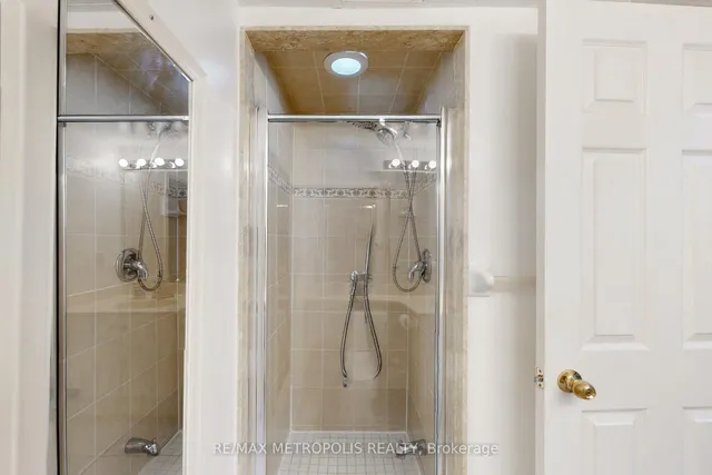 Additional image 31 of 7 Lorraine Dr Unit 2201