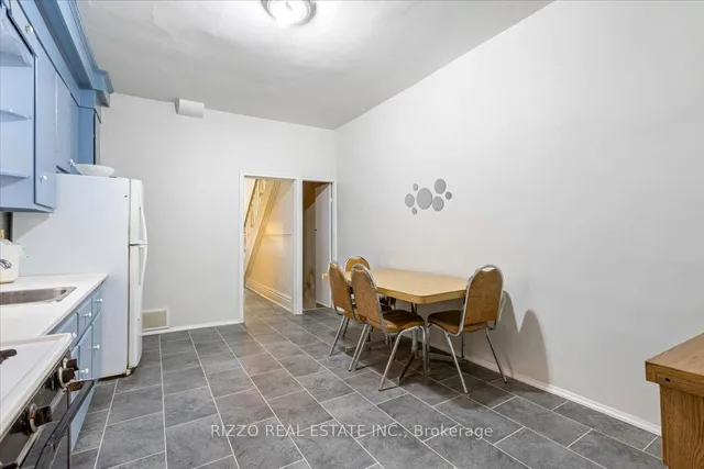 Additional image 21 of 196 Claremont St