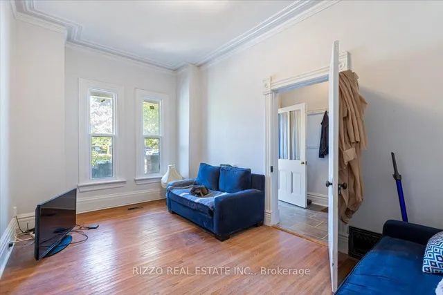 Additional image 17 of 196 Claremont St