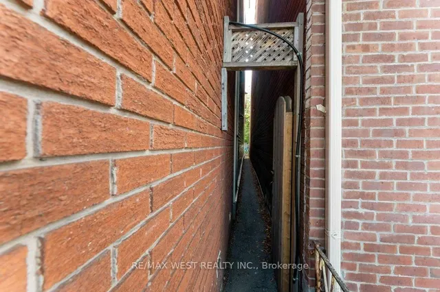 Additional image 23 of 23 clinton St