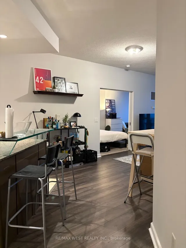 Additional image 9 of 218 Queens Quay Unit 2204