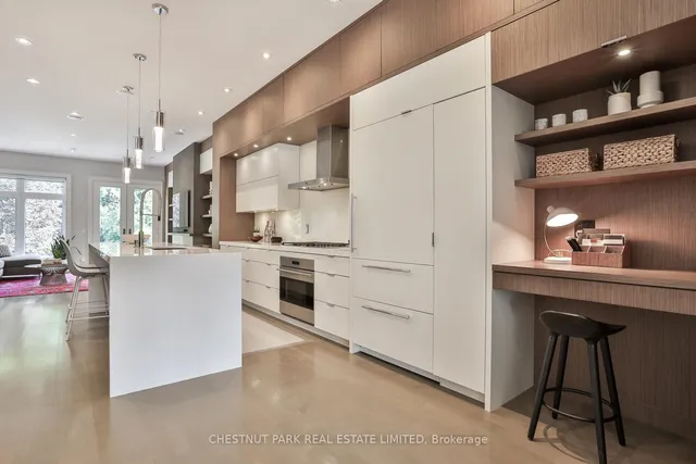 Additional image 8 of 176 Lawrence Ave