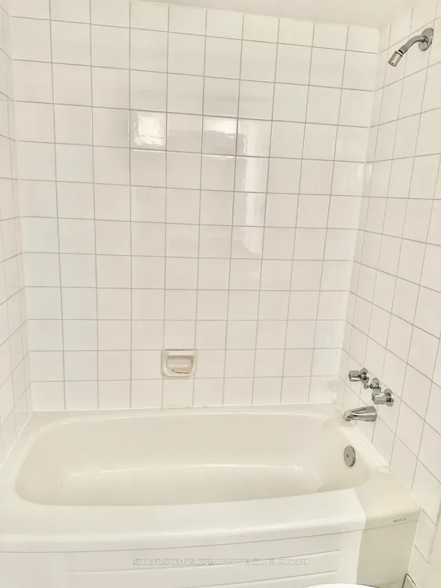 Additional image 16 of 20 Dean Park Rd Unit 611