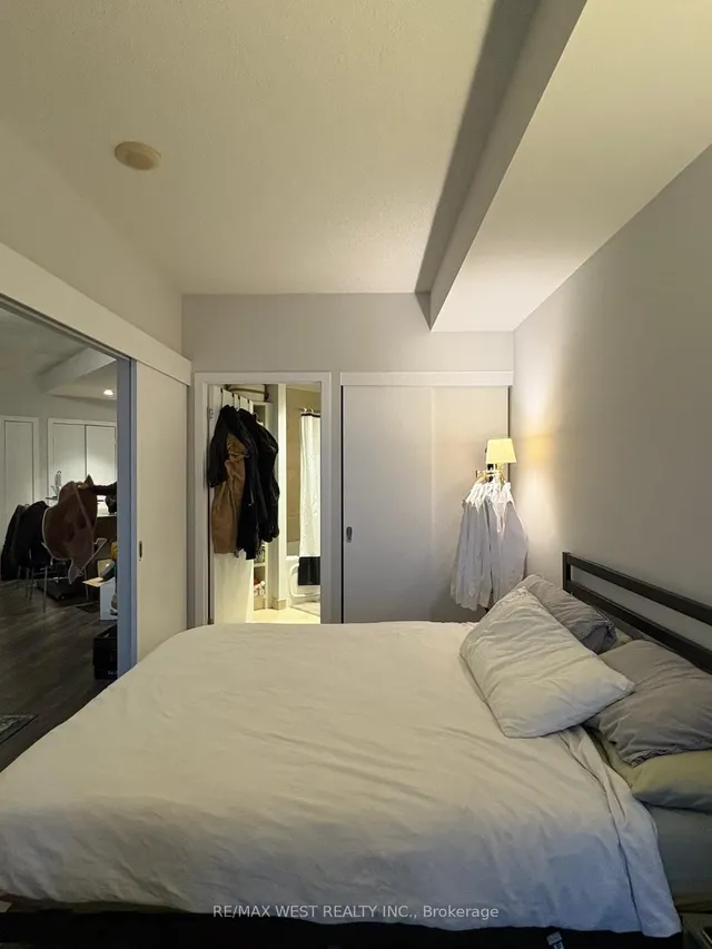 Additional image 10 of 218 Queens Quay Unit 2204