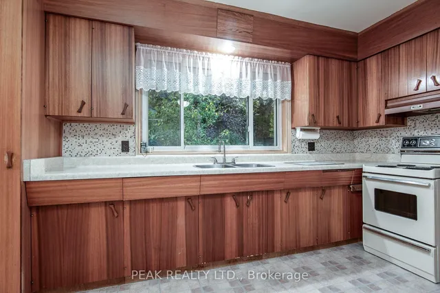 Additional image 16 of 444 Greenbrook Dr