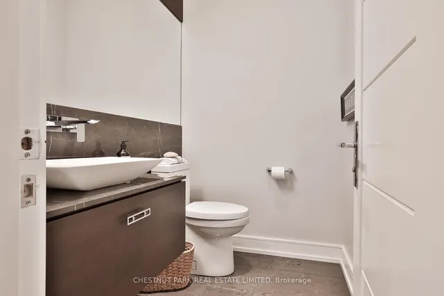 Additional image 15 of 176 Lawrence Ave