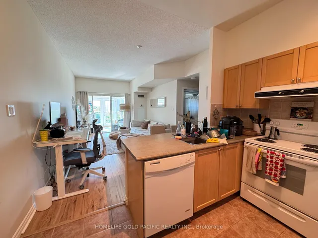 Additional image 21 of 600 Queens Quay Unit 611
