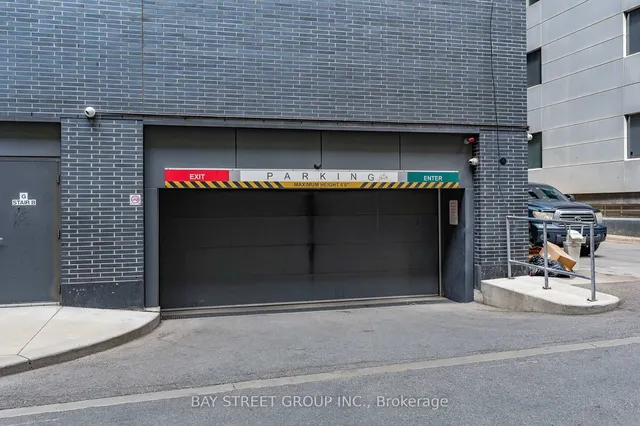 Additional image 9 of 101 Peter St Unit 601