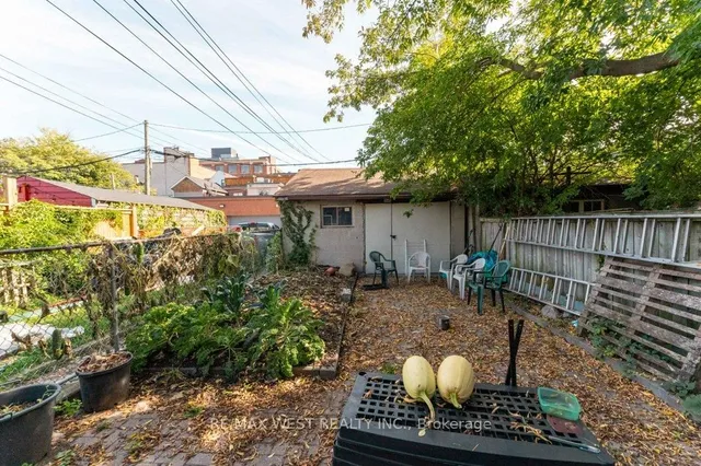 Additional image 28 of 23 clinton St