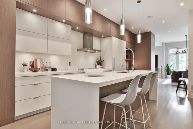 Additional image 11 of 176 Lawrence Ave