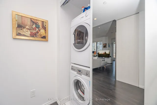 Additional image 25 of 68 Shuter St Unit 2310