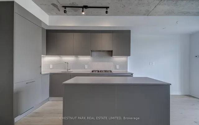 Additional image 7 of 2720 Dundas St Unit 613