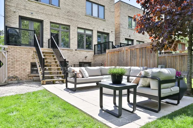 Additional image 39 of 176 Lawrence Ave