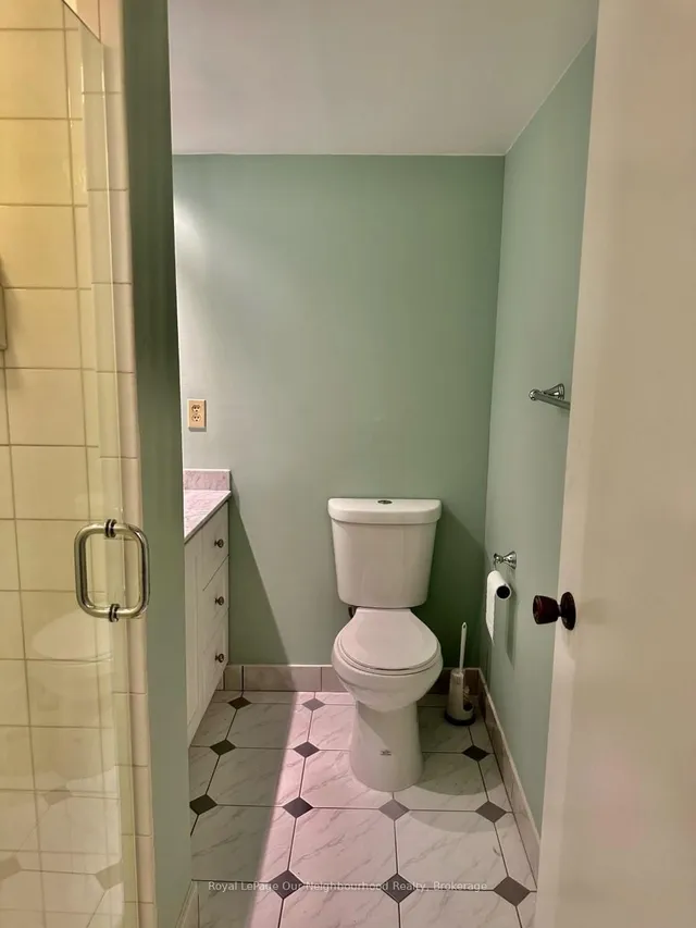 Additional image 22 of 20 Dean Park Rd Unit 611