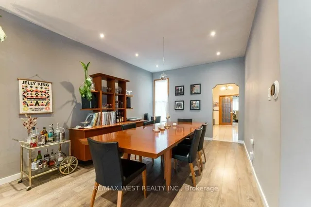 Additional image 6 of 23 clinton St