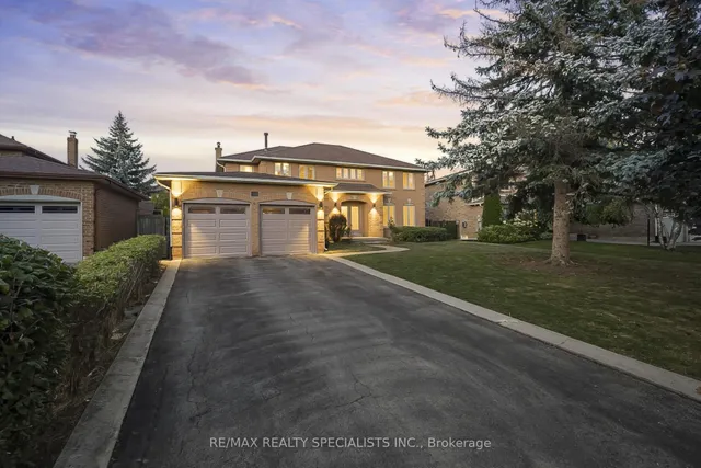 24 Whitmore Crt