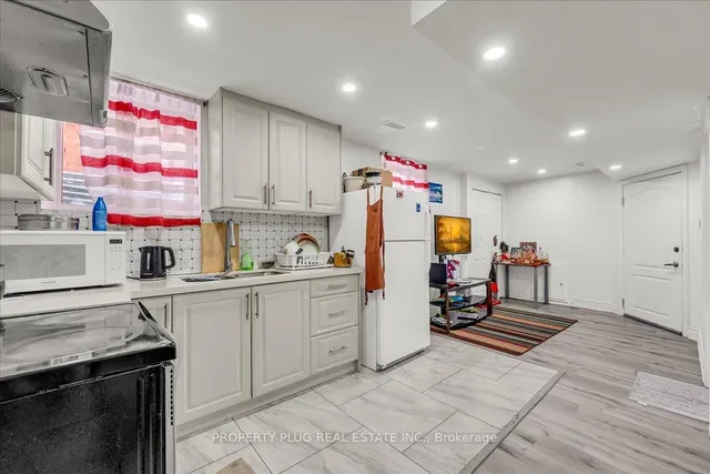 Additional image 32 of 95 Mosley Cres