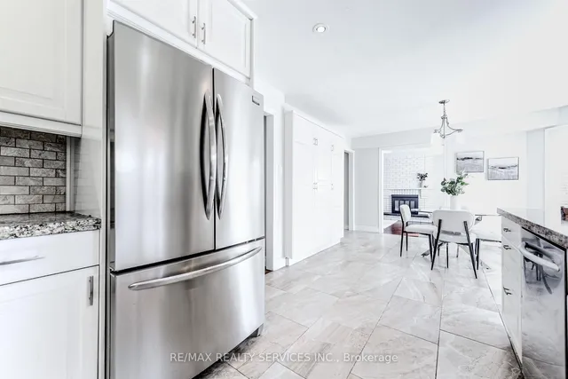 Additional image 16 of 10 St Mark Pl