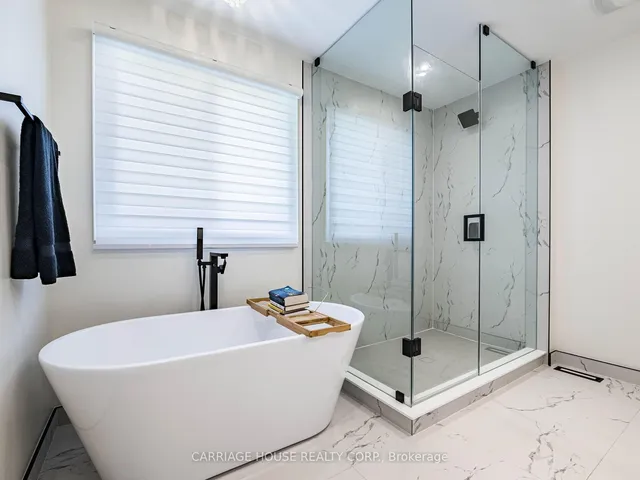 Additional image 21 of 16 Stowe Crt