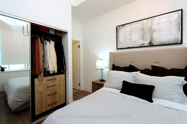 Additional image 23 of 2481 Taunton Rd Unit 366