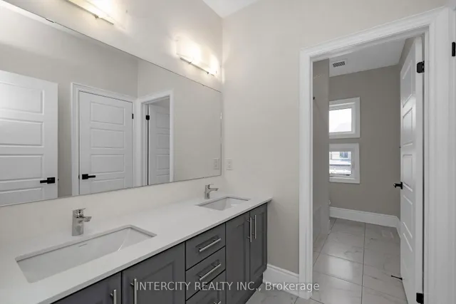 Additional image 30 of 18 Keyworth Cres