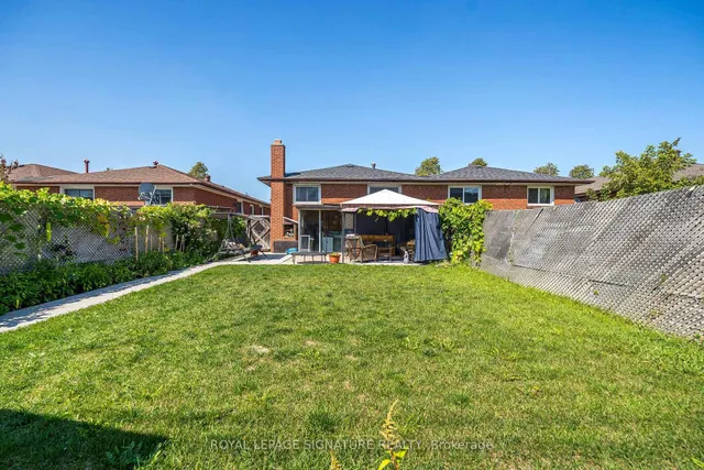 Additional image 39 of 3562 Laddie Cres