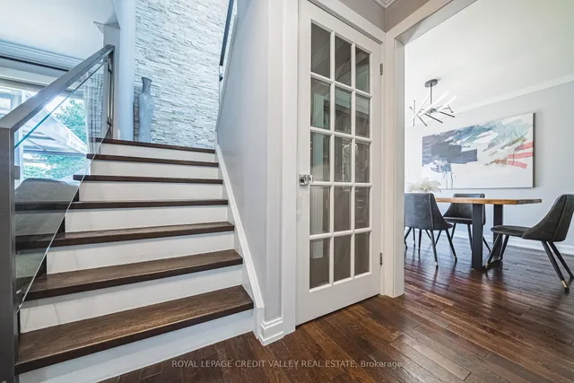 Additional image 9 of 618 Santee Gate