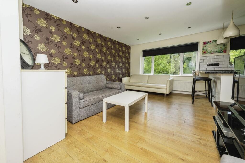 Additional image 4 of Middlefield, Hatfield, AL10