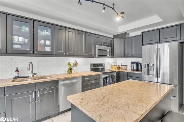 Additional image 27 of 80 Palacebeach Trail