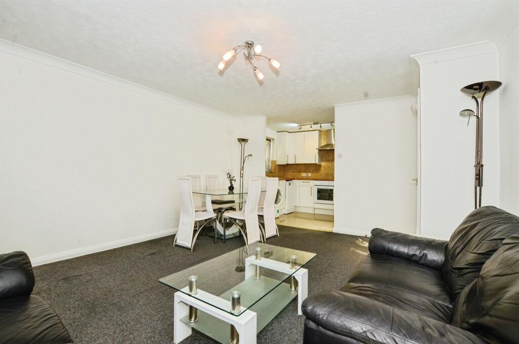 Additional image 13 of Hatfield Road, St. Albans