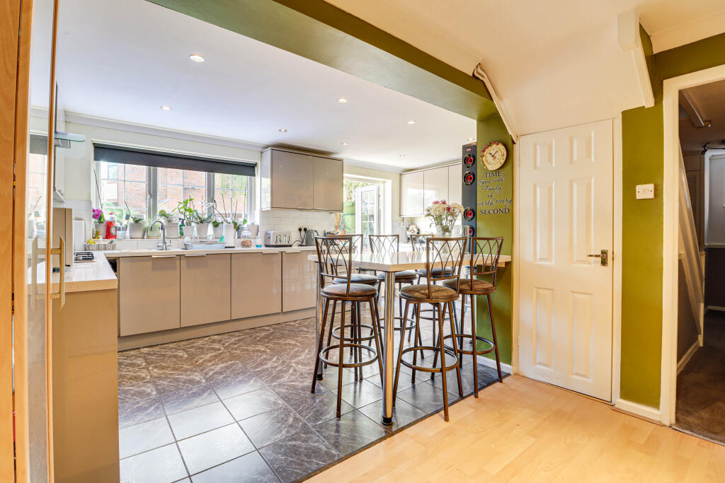 Additional image 19 of Admirals Walk, St. Albans, Hertfordshire, AL1