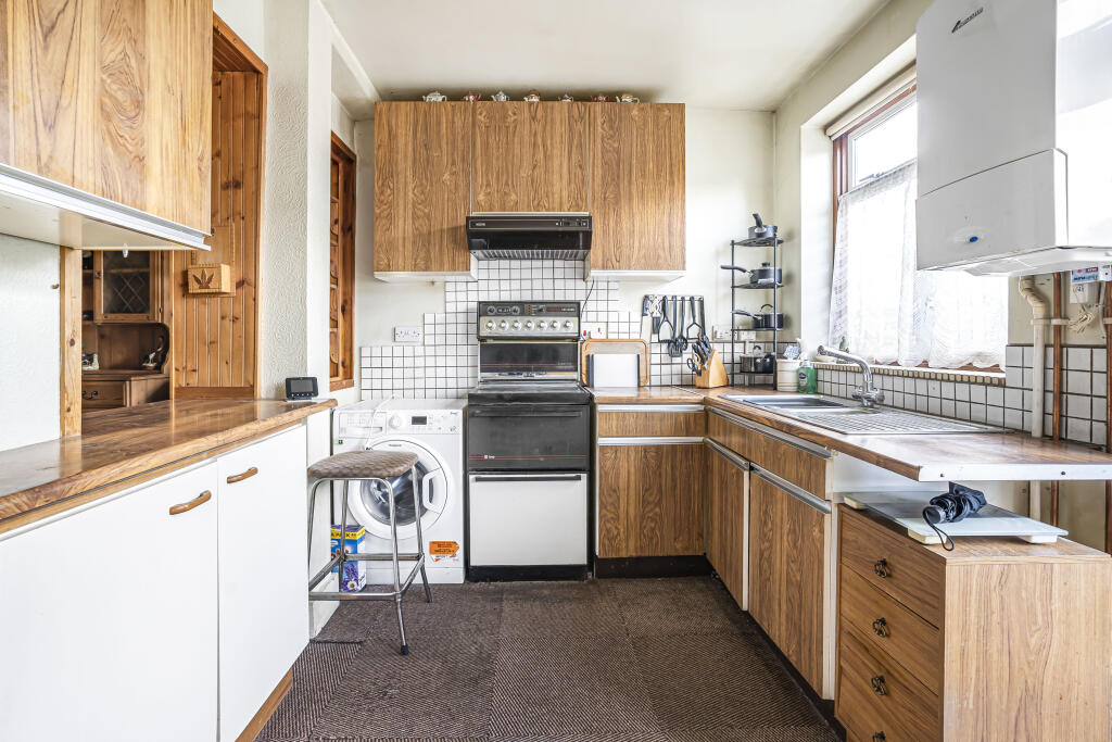 Additional image 20 of Mentmore Road, St Albans, AL1